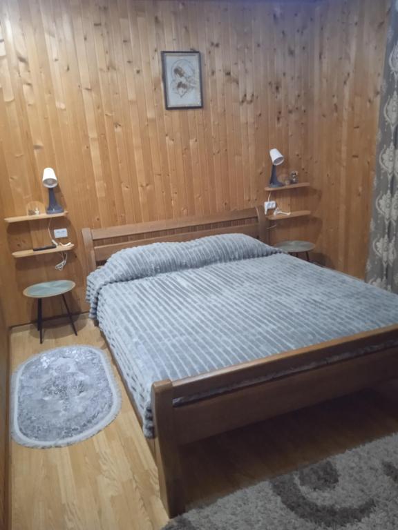 Карпатські ночі - B&B Yaremche
