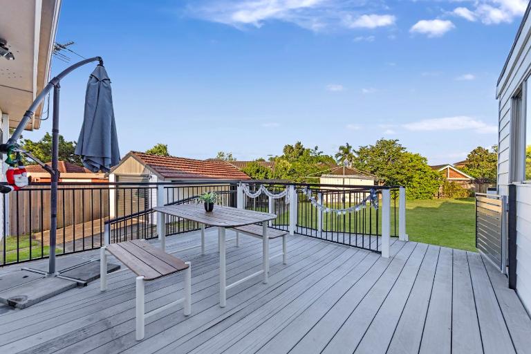 Family-Friendly 3BR Home with Yard at North Ryde - B&B Sídney