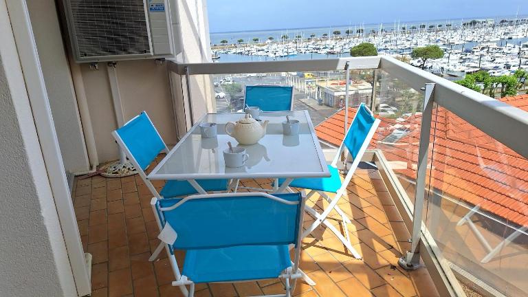 Vaste appartement avec vue sur le port de plaisance - B&B Arcachón