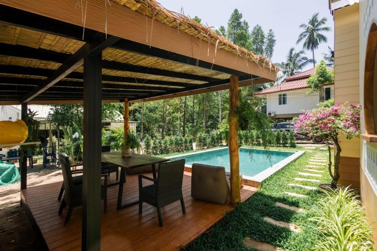 Villa Casa Blanca - B&B Ban Maduea Wan
