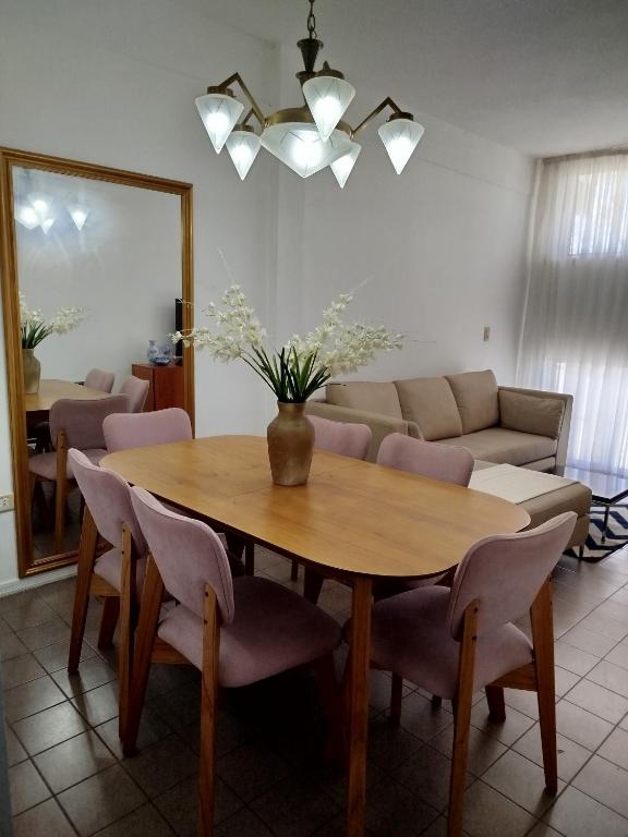 Estilo y confort en San Nicolás - B&B San Nicolás de los Arroyos