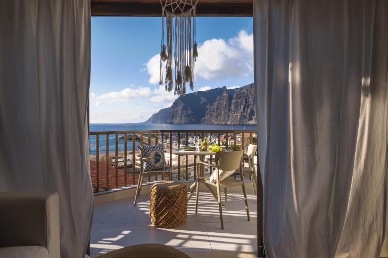 Lovely Ocean View Los Gigantes-AGNES Apartments - Chambres d'hôtes Santa Cruz de Ténérife
