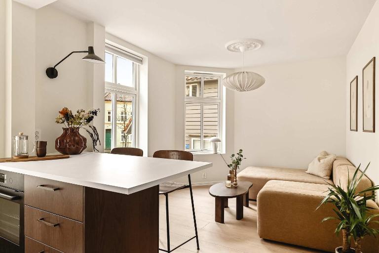 Old Town Modern 2BR Apartment - B&B Bergen