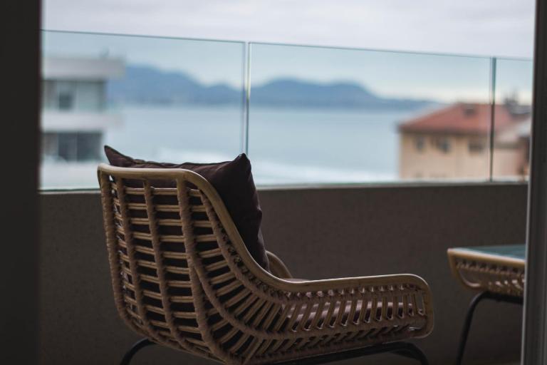 Hermoso depto con vista al mar y solo 50 mtrs de la playa - B&B La Serena