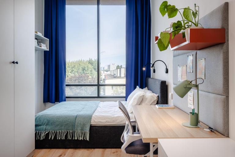 Sky Airport Aparthotel - Bed and Breakfast Warschau