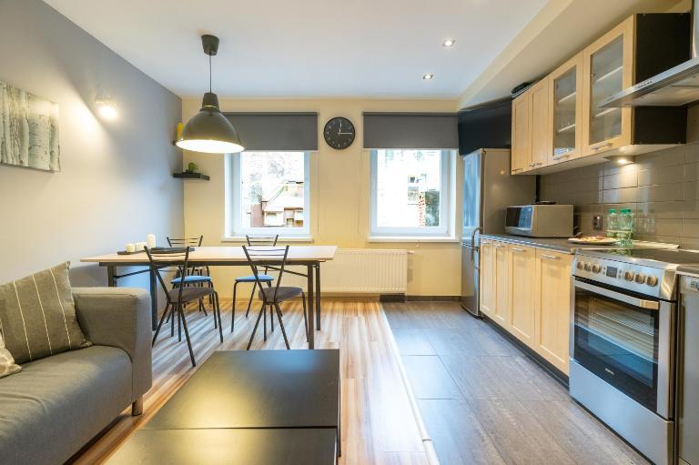 Katowice Central Apartment by BookingHost - Chambres d'hôtes Katowice