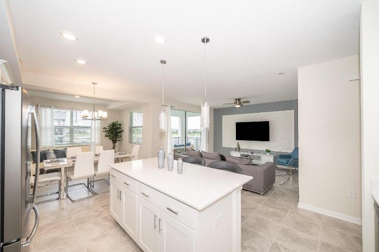 3120-206DR STOREY LAKE, CONDO 2/2 GARDEN VIEW - Bed and Breakfast Kissimmee