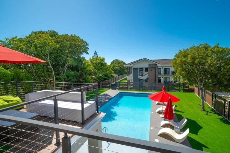 Arza Modern Escape - Stylish 1BR Apt Pool ad Gym - B&B West Bay