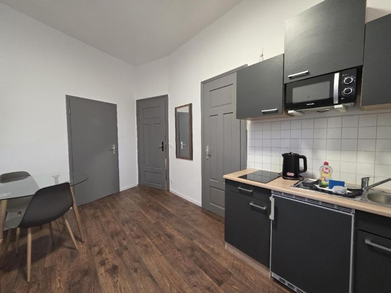 Mikra Homes24 in Gößnitz - B&B Gößnitz