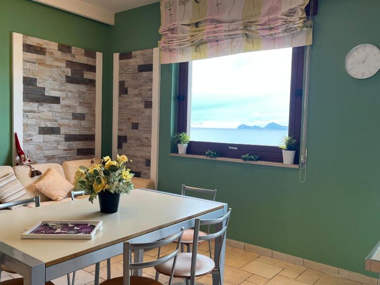 Tina House - Bed and Breakfast Torre del Greco