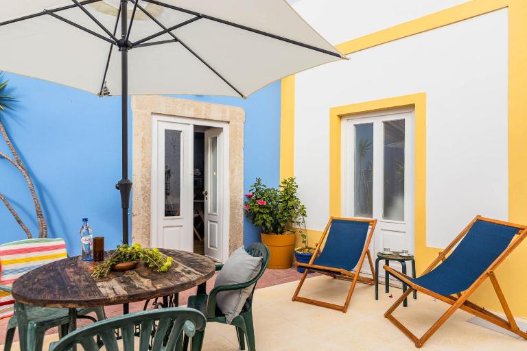 Charming Palmela Retreat near Arrábida&Castle - Bed and Breakfast Palmela