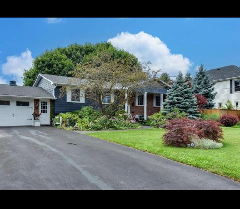Grimsby Lakeside Vacation Home - Ferienwohnung Grimsby