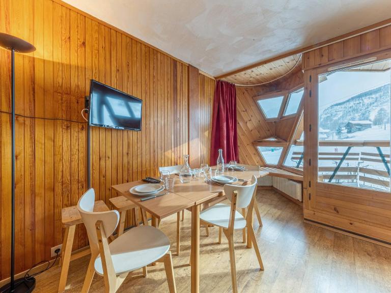 Appartement aux pieds des pistes avec balcon, WiFi et équipements modernes - FR-1-694-160 - Ferienwohnung Val-d'Isère