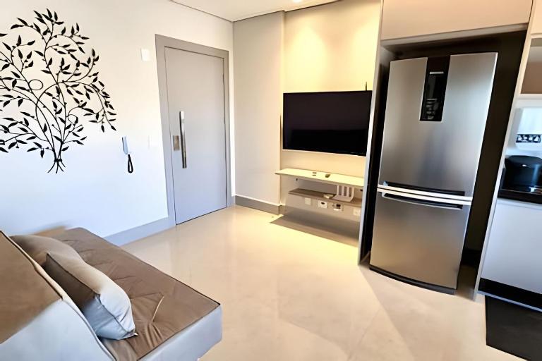 Serenity Stay Private Room and King Bed - B&B Campo Grande