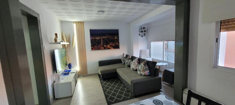 APARTAMENTS B O D CoLLBLANC - B&B L'Hospitalet de Llobregat