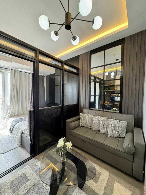 Cozy Sunset Condo Thompson Stay - B&B Manila