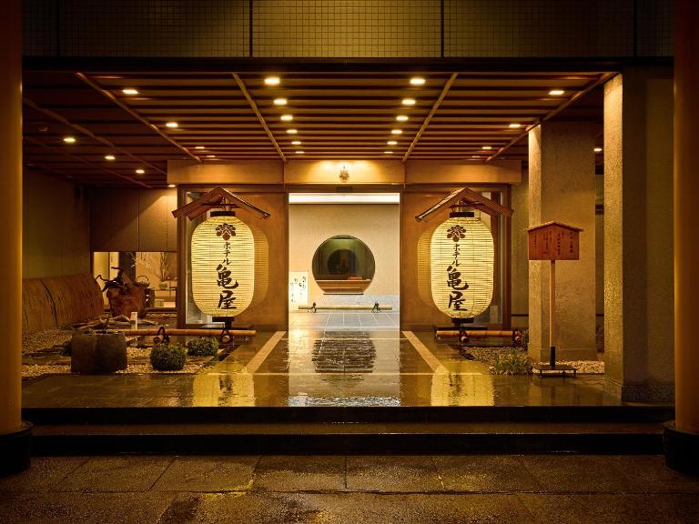 Hotel Kameya - B&B Ōsaki