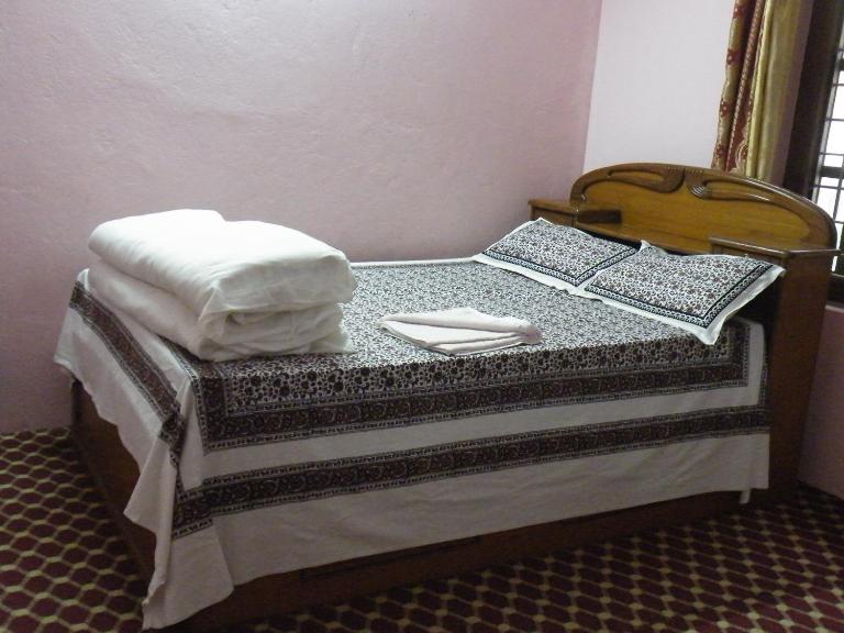 Pokhara Abroad Inn - Chambres d'hôtes Bagar