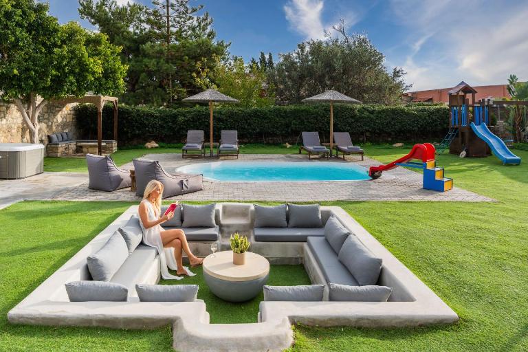 SivasZen Family Villa, Heated Pool, Fitness & Play, By ThinkVilla - Chambres d'hôtes Sívas