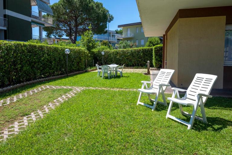Trilocale con giardino e posto auto a Marcelli - M152 - B&B Marcelli