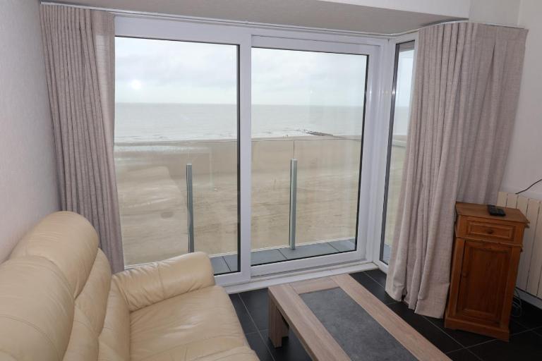Appartement Caraibes 6A - Ferienwohnung Blankenberge