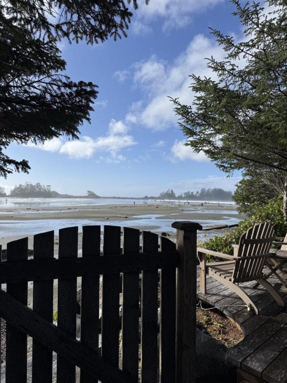 Chesterman on the Point - Beachfront - B&B Tofino