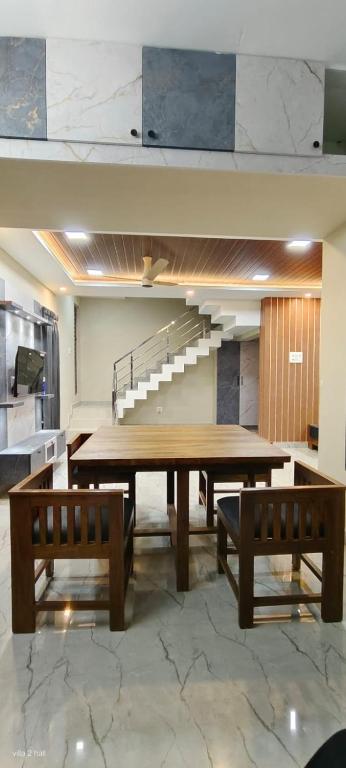Amudhavasal - Luxury Homestay - Sri Srirangam Villas - Bed and Breakfast Sīrkāzhi