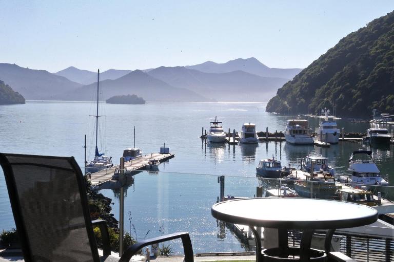 Picton Waterfront Apartments - B&B Picton