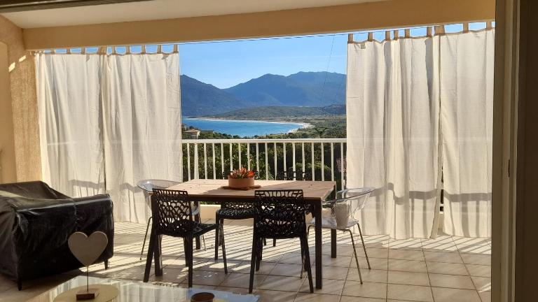 Villa T4 à Campomoro corse du sud, 800m plage - B&B Belvédère