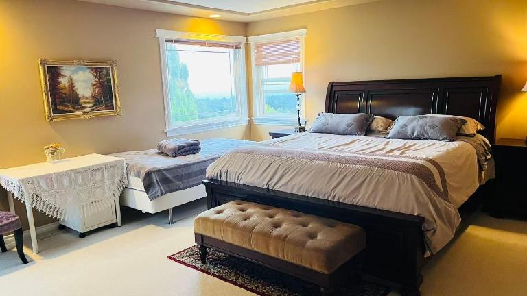 Warm house1 - Bed and Breakfast Coquitlam