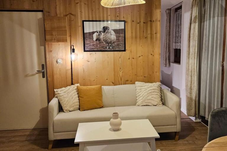 L'Epicéa - Logement Nature - Chambres d'hôtes Mijoux