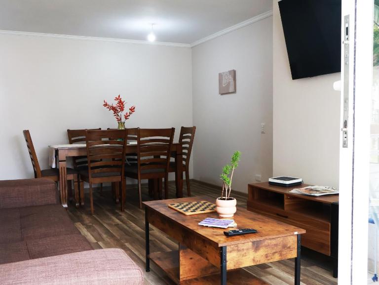 Cómodo y espacioso departamento en La Serena - B&B La Serena