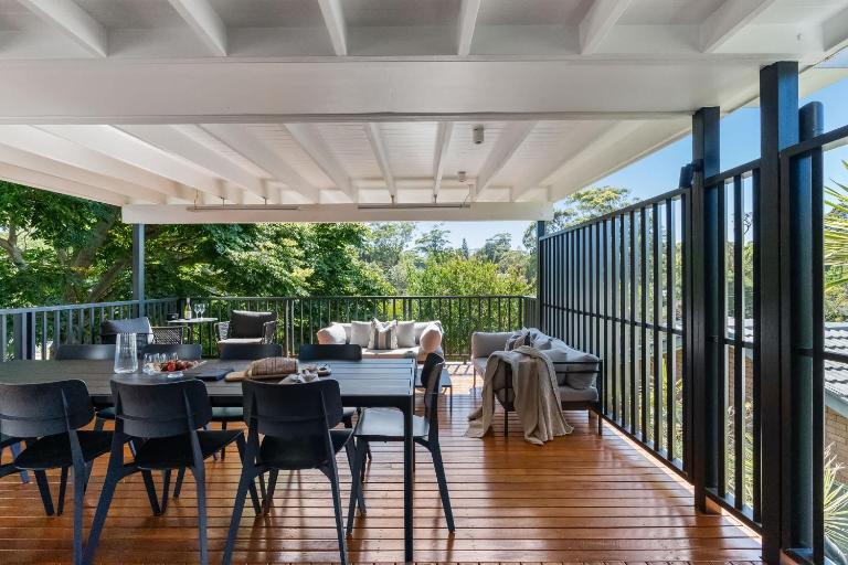 Mollymook Golden Sands - timeless 5 BR beach house - B&B Nowra Hill