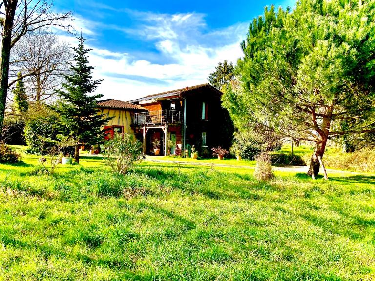 Gîte Soye - Bed and Breakfast La Celle-sous-Gouzon