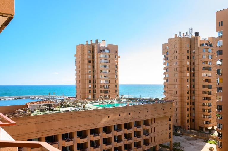 Palmeras Sea View by 10ToSea - Bed and Breakfast Fuengirola