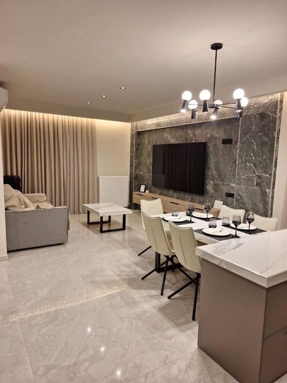 N&N City Sweet Apartment - Bed and Breakfast Kalamata
