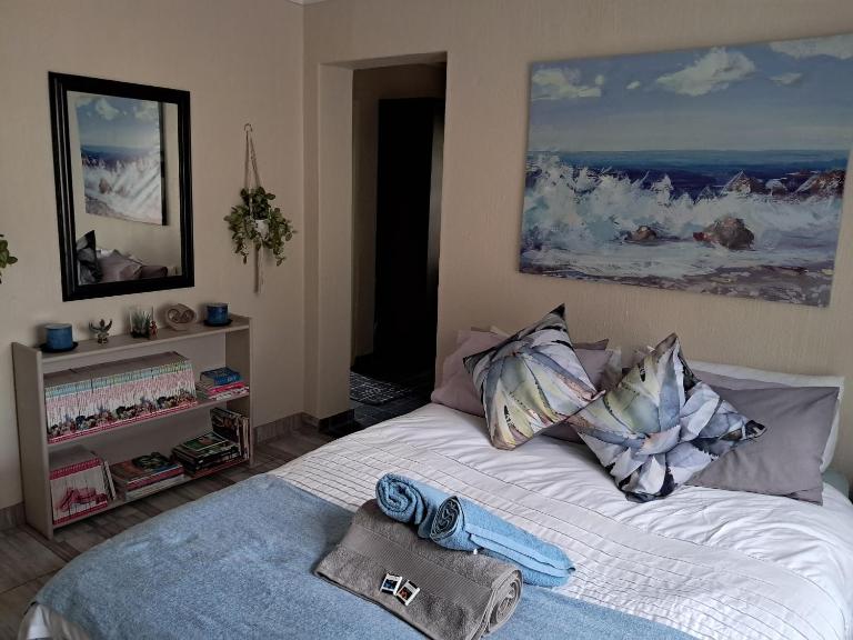 Sunflower Stables Cottage in the Garden - B&B Midrand