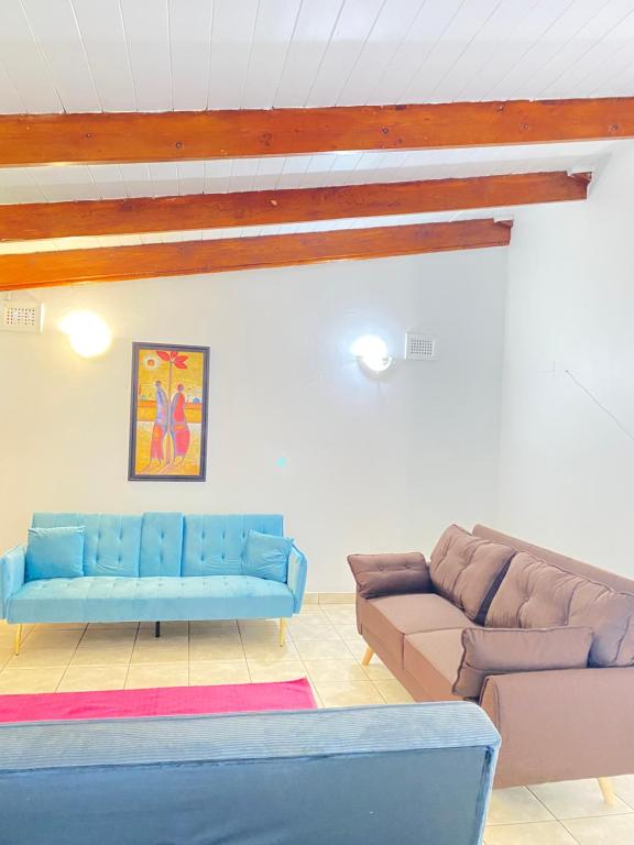 Blue Mova Self catering Guesthouse - B&B Margate