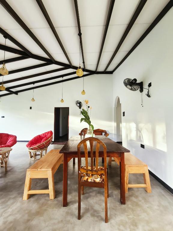 AfterFly - Ferienwohnung Ahangama