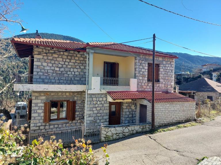 Gouvas stone house - Bed and Breakfast Karpenísi