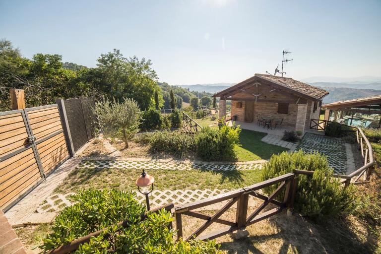 Country House Ca' Brunello - B&B Urbino