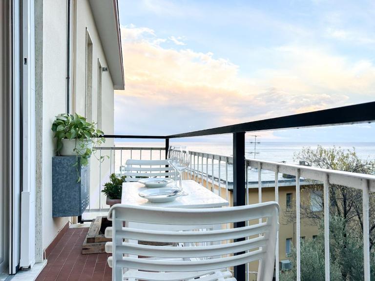 OceanHouse - Suite a 5 minuti dal mare - Chambres d'hôtes Laigueglia