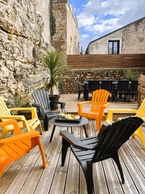 Grand Gîte Vivonne 8 personnes, Terrasse, Confort, babyfoot - Chambres d'hôtes Vivonne