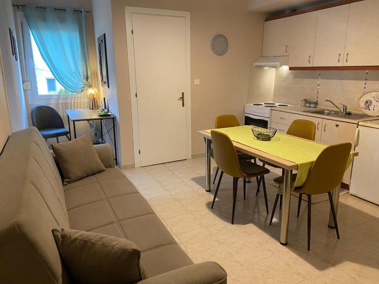 Feels like home 2 - Ferienwohnung Maniákoi