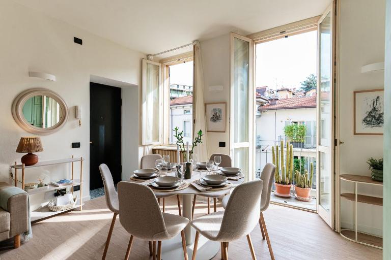 Casa Sara - by MyHomeInComo - B&B Como