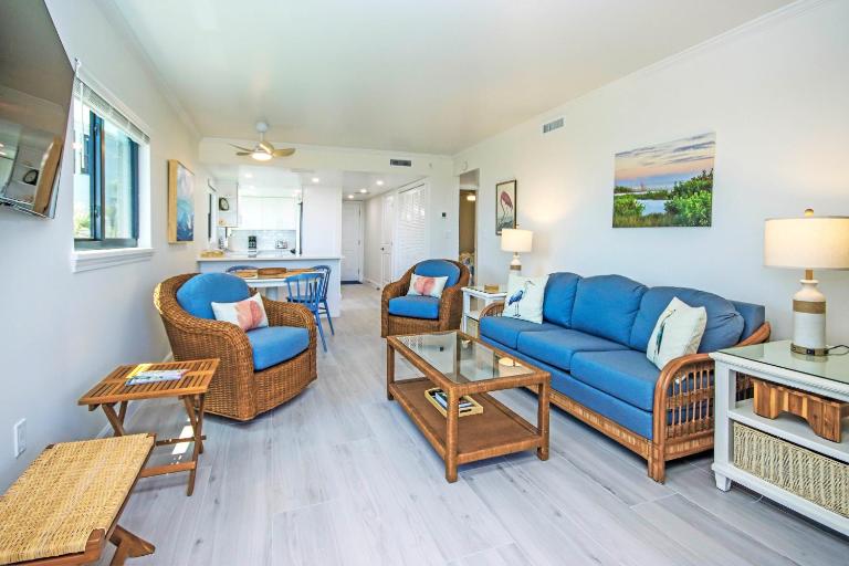 Direct beach access from your condo Sanibel Island - Sandalfoot 1A1 - B&B Sanibel