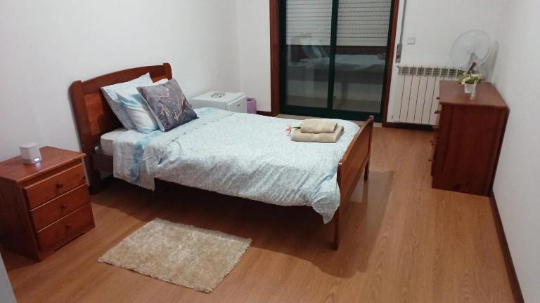 Quarto com Varanda para Solteiros - Ferienwohnung Viseu