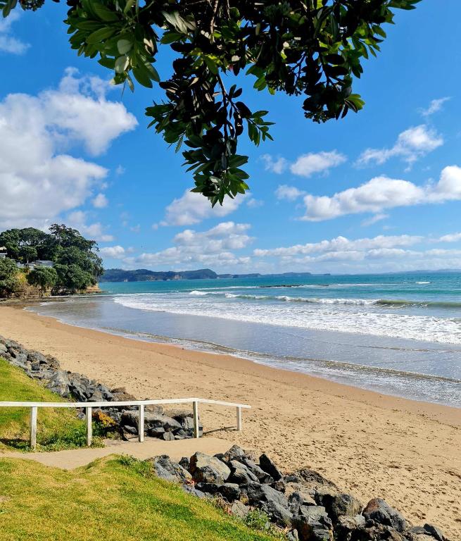 Kiwi Classic - B&B Red Beach