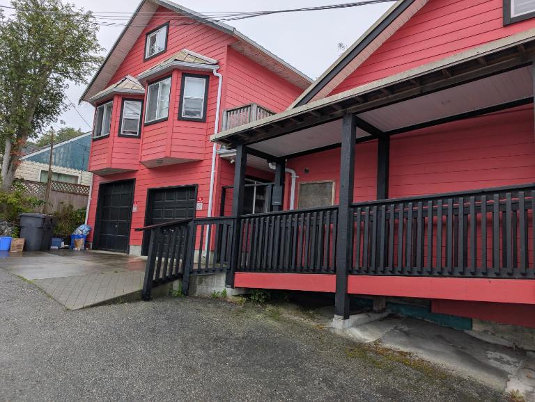 Executive Suite 2 Bedroom Serviced Apartment - B&B Alert Bay