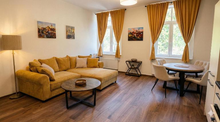 Samaya Apartment - Chambres d'hôtes Litoměřice